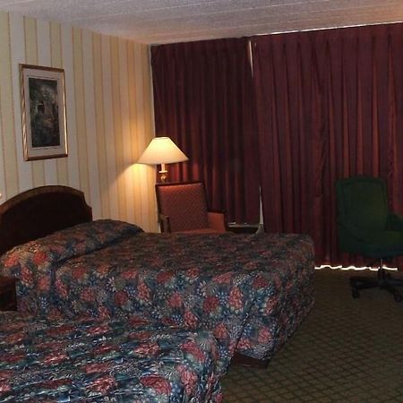 A Victory Inn & Suites - Ann Arbor Eksteriør bilde