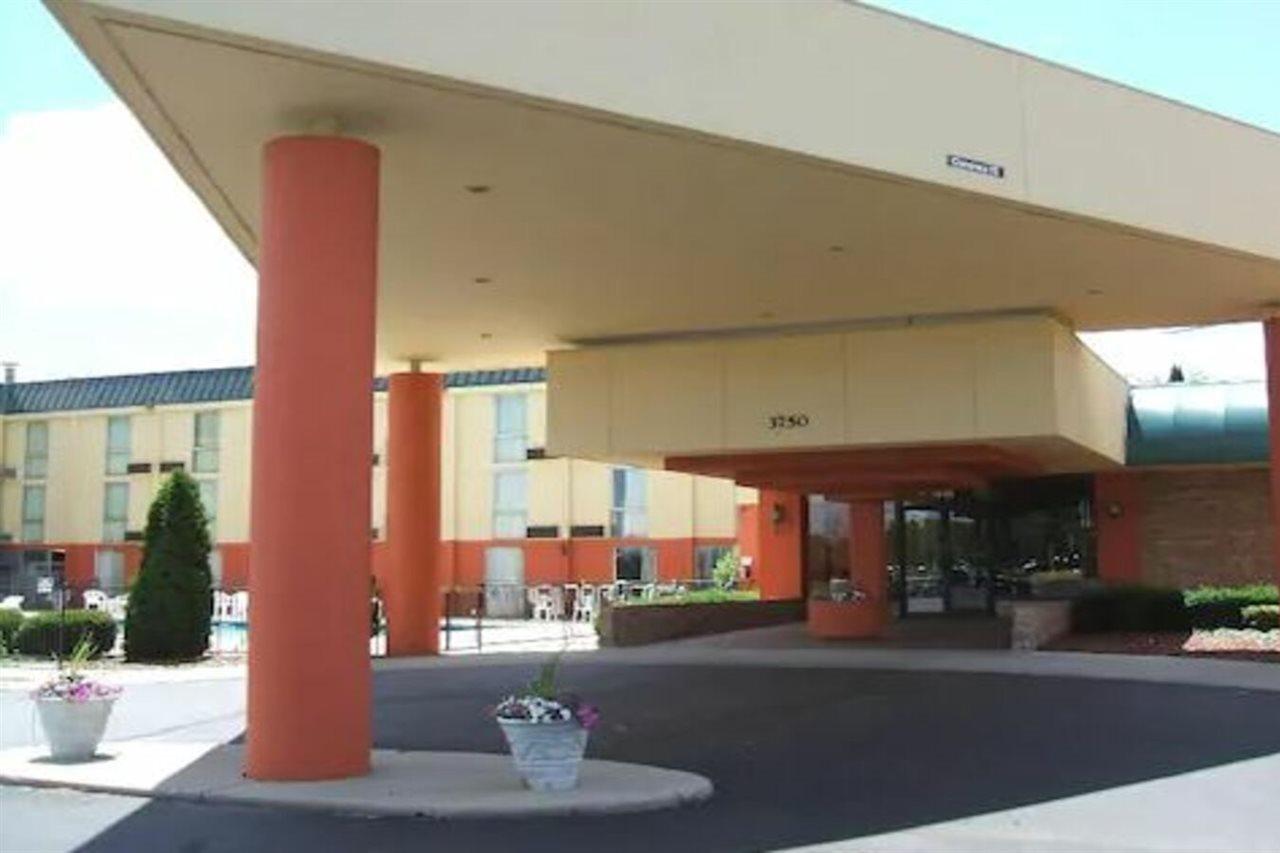 A Victory Inn & Suites - Ann Arbor Eksteriør bilde